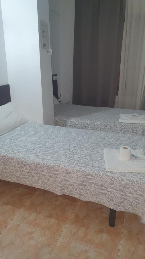Hostal Sol Celeste Lloret de Mar Kültér fotó