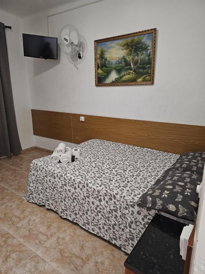 Hostal Sol Celeste Lloret de Mar Kültér fotó