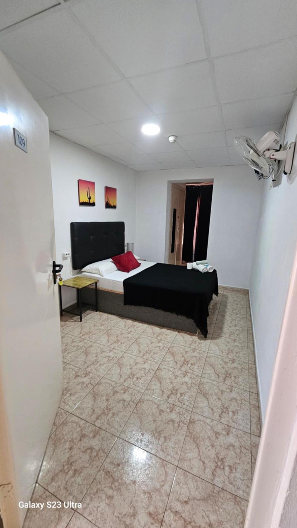 Hostal Sol Celeste Lloret de Mar Kültér fotó